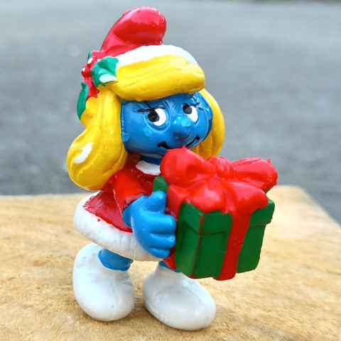 20208 Christmas Smurfette With Short Coat (Weihnachtsschlumpfinchen)