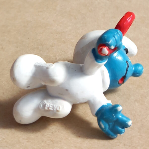 20179 White Baby Smurf with Rattle (Babyschlumpf Weiss) - Image 6