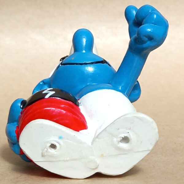 Smurf with Motorcycle Helmet (Schlumpf mit Motorradhelm) - Image 5